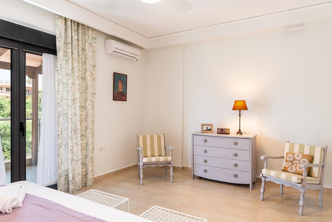 Villa Ismini Като Дарацо Екстериор снимка